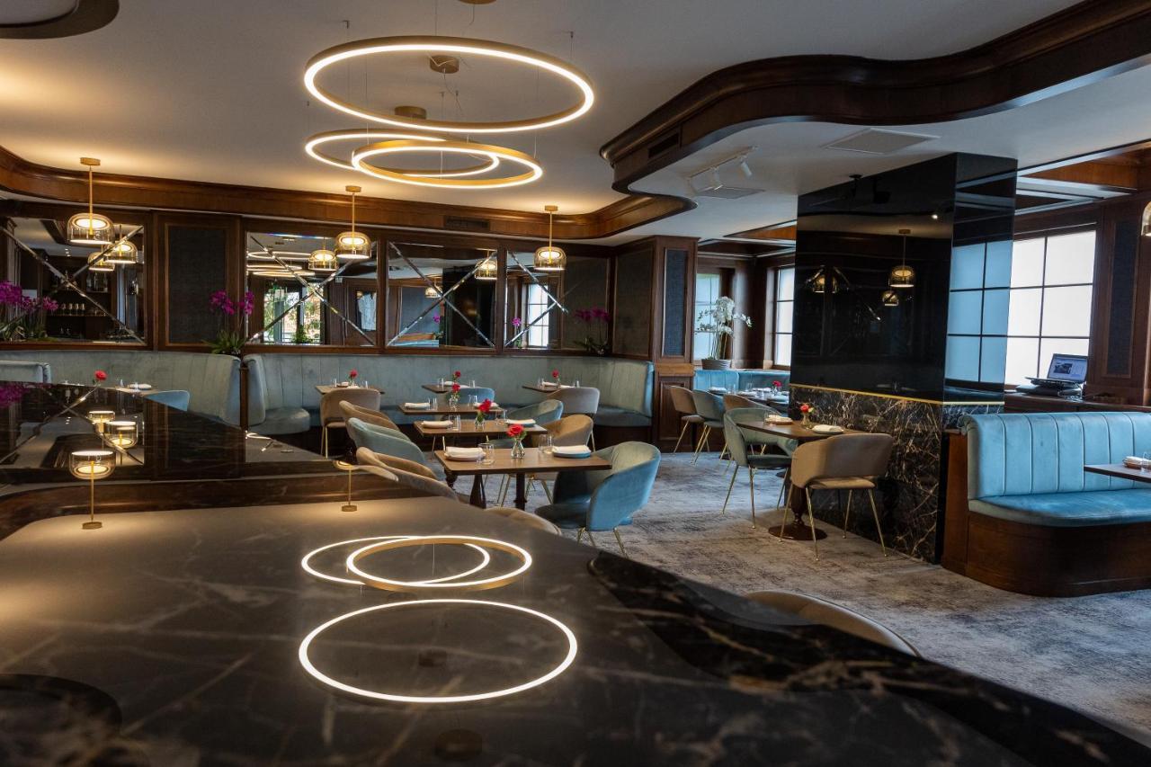 Hotel Meridian 클루지나포카 외부 사진