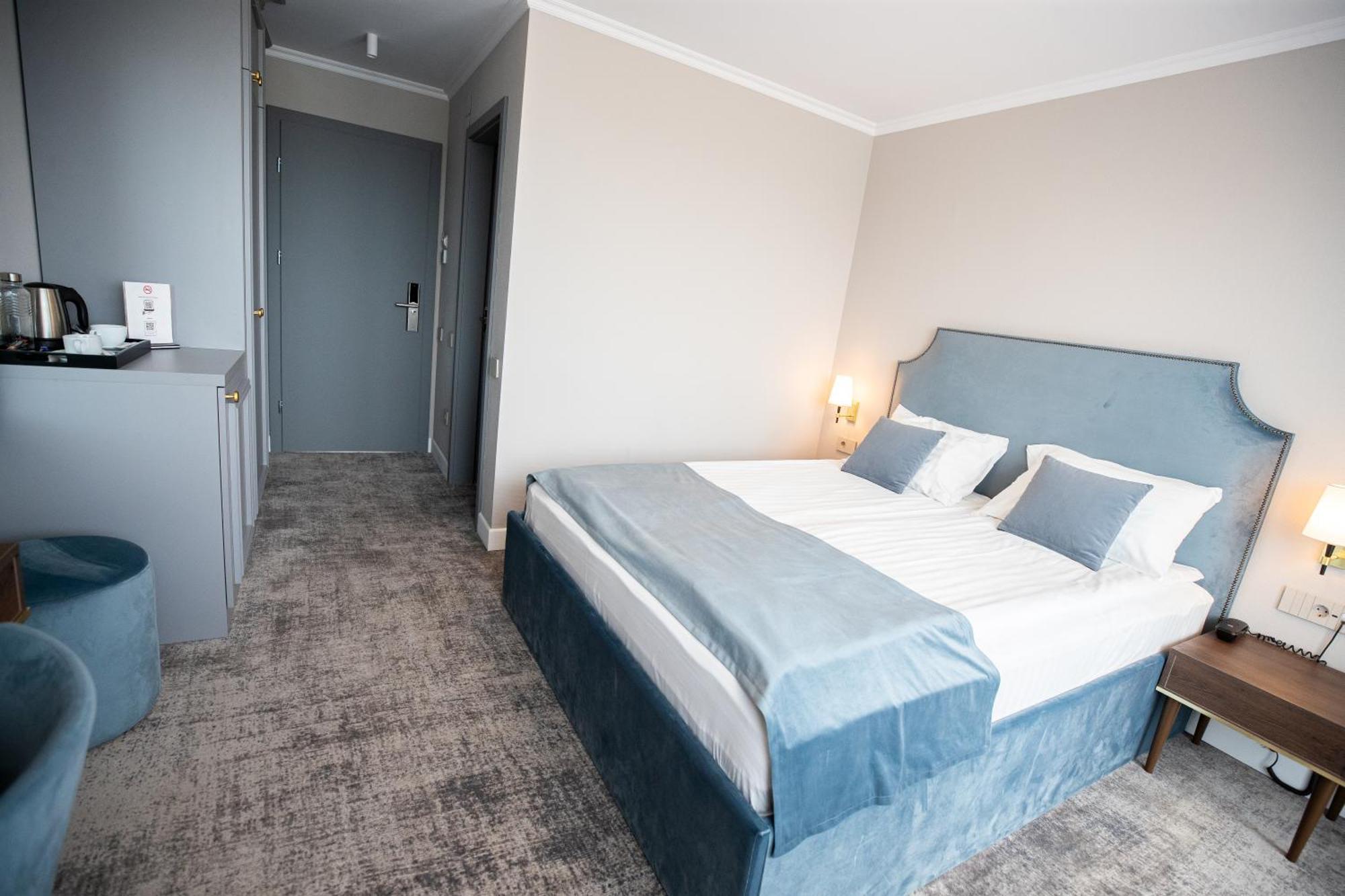 Hotel Meridian 클루지나포카 외부 사진